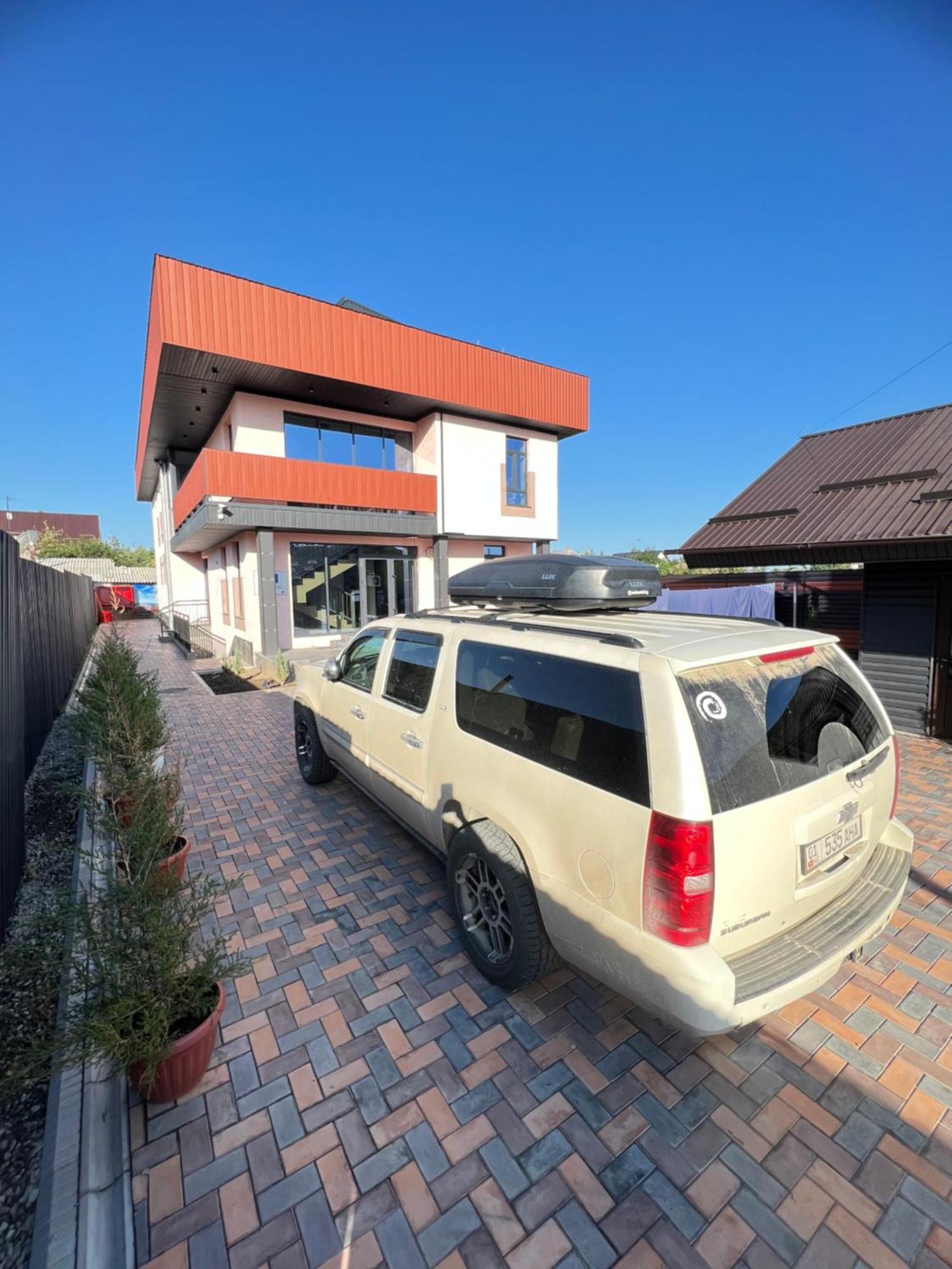 Mongu Hotel Karakol Exterior foto